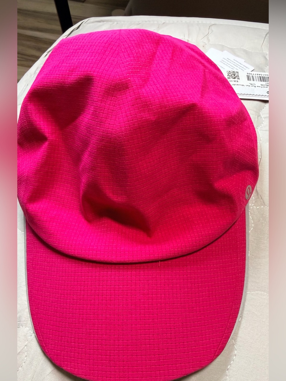 Lululemon Fast and Free Run Hat *WovenAir™
LU9BU3S.  MSRP $38
L/XL NWT